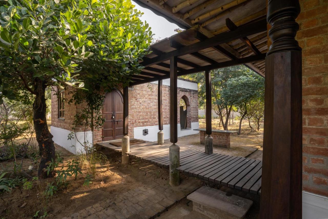 Lohonostays Bamboo House Sadhrana Bagh 구르가온 외부 사진